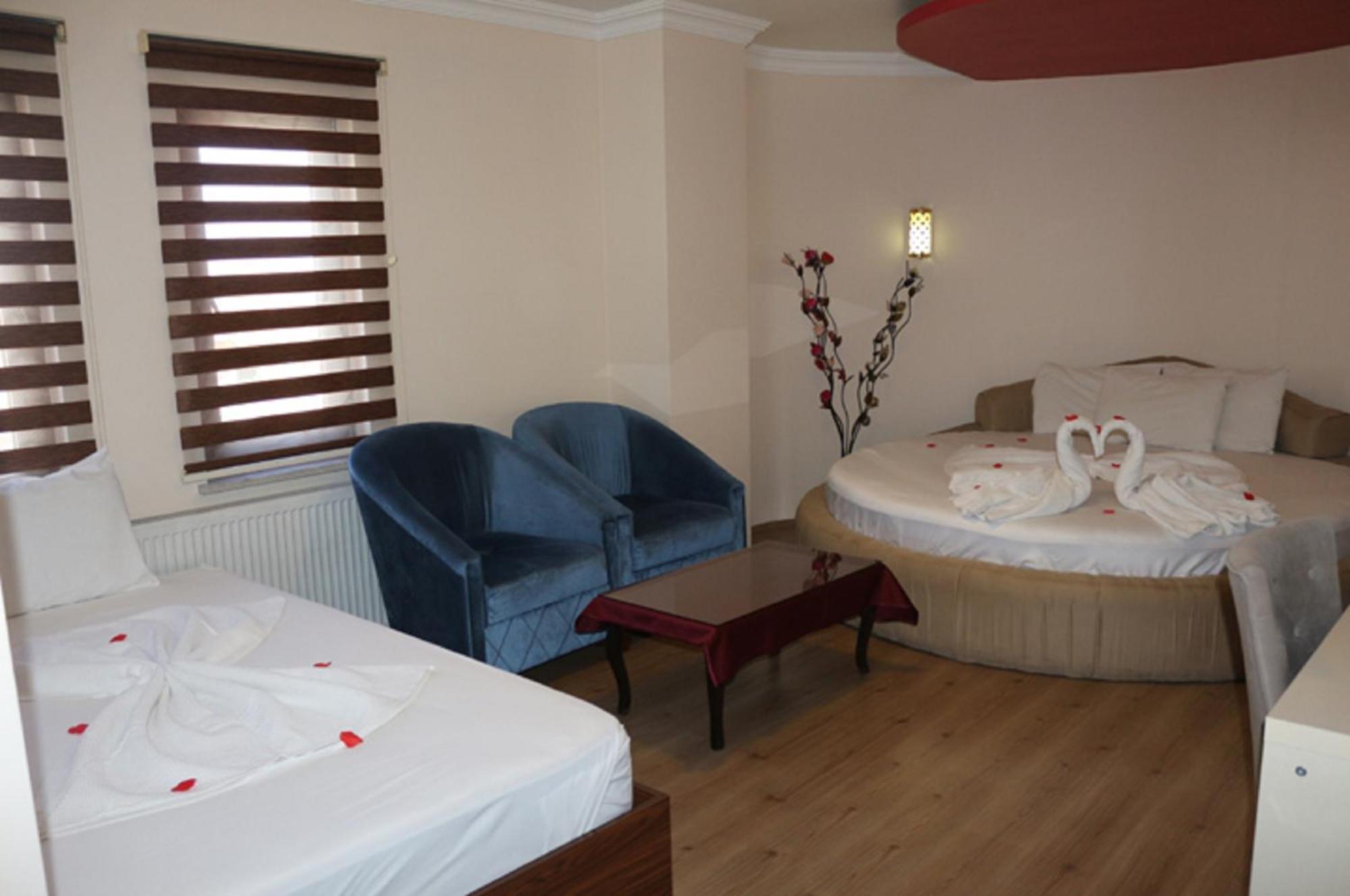 Mesnevi Hotel Ικόνιο Δωμάτιο φωτογραφία