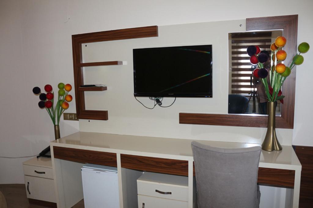 Mesnevi Hotel Ικόνιο Εξωτερικό φωτογραφία