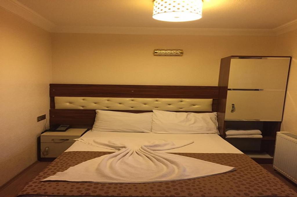 Mesnevi Hotel Ικόνιο Δωμάτιο φωτογραφία