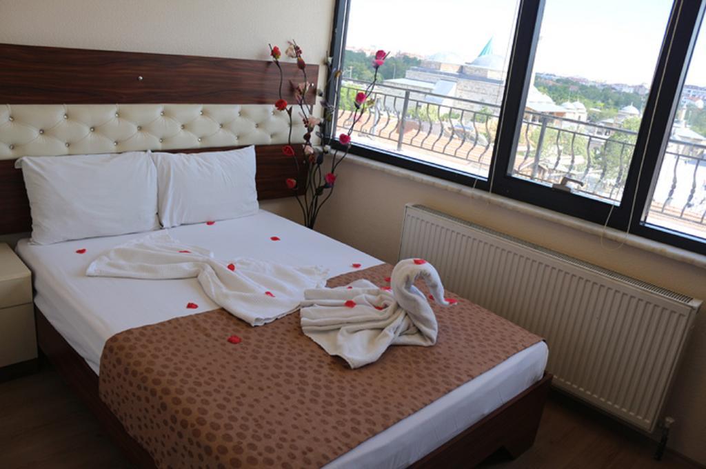 Mesnevi Hotel Ικόνιο Δωμάτιο φωτογραφία