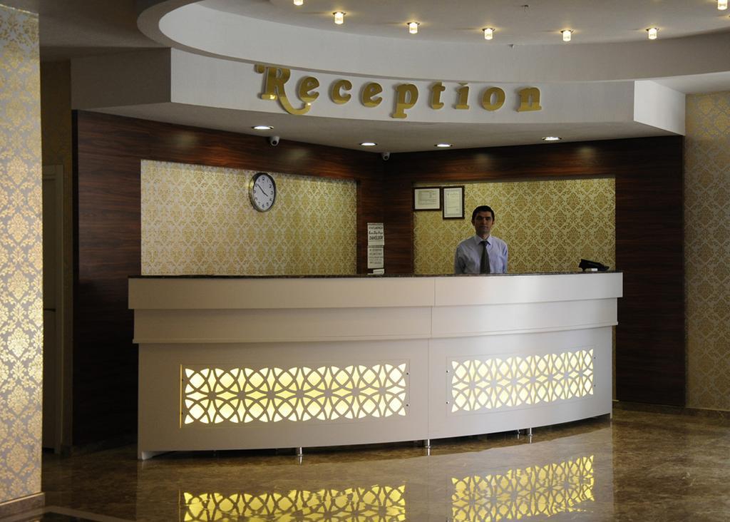 Mesnevi Hotel Ικόνιο Εξωτερικό φωτογραφία